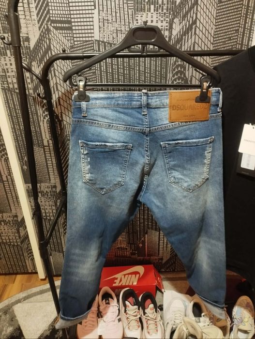 Vand blugi noi. ITALIA