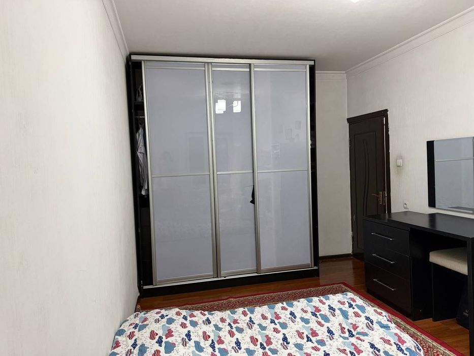 Продается квартира Юнусабад 10кв 4/1/9