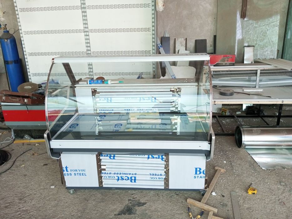 Витрина холодильная.Vitrina xolodilnik