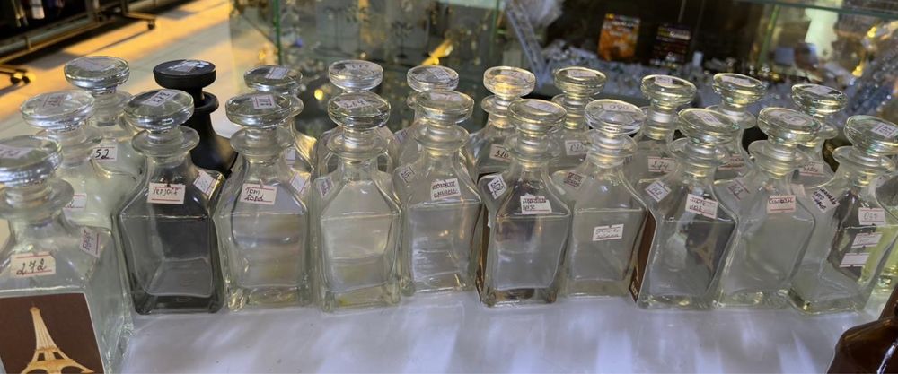 Срочно продам Бутыли/Флаконы для парфюма