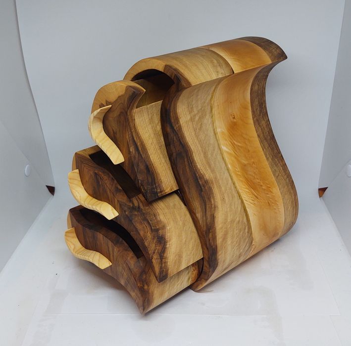 Дървена кутия за бижута