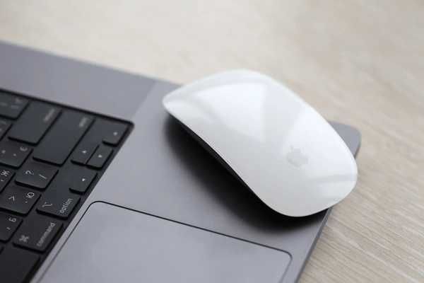 Imac 2017 работен с клавиатура и мишка на apple