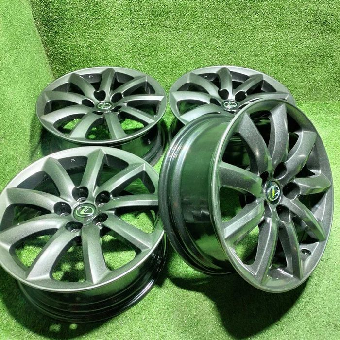 Оригинальные диски Lexus LS R18 7,5J PSD 5/120 DIA 60,1 ET32 освежен