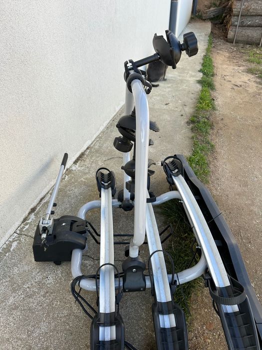 Стойка за три колела