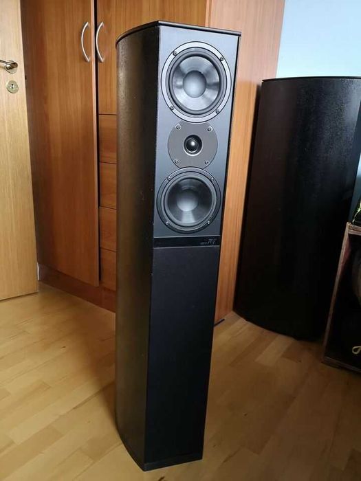 Продавам тонколони JAMO 707 I