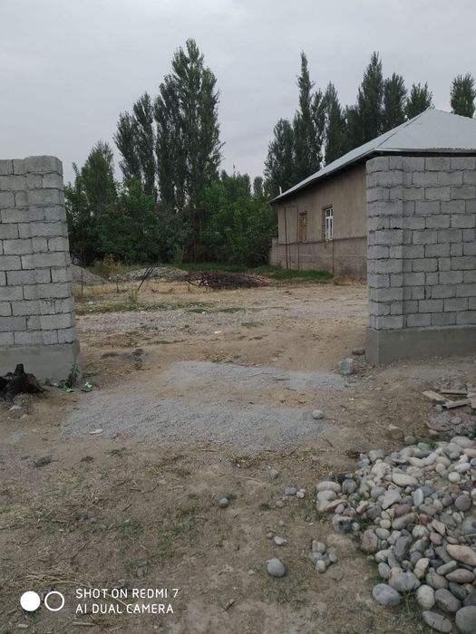 Юкори чирчик тумани платина атрофида 11 сотих