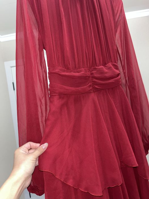 Платья на продажу