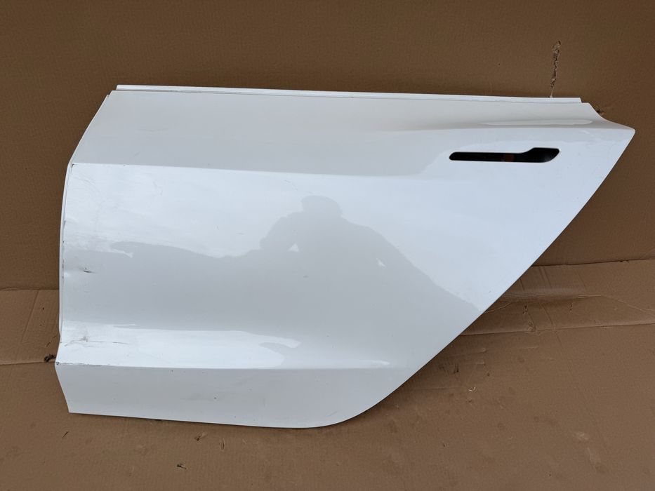 Врата TESLA MODEL 3 | 2020