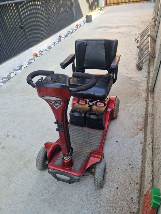 Carut/Scuter electric persoane dizabilități