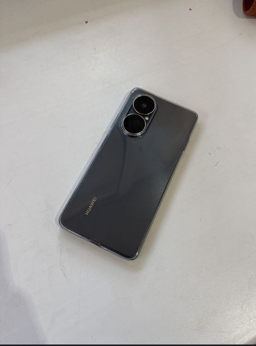 Срочно продам новый Huawei nova y73 y73