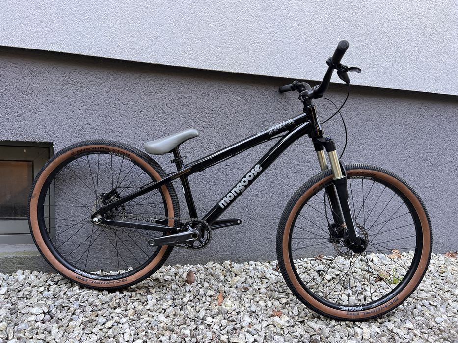 Bicicleta dirt jumper Dartmoor