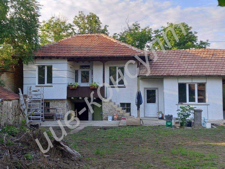 Продава се Къща в с. Никюп, Област Велико Търново - 70 кв.м за 438 €/кв.м - Снимка #2