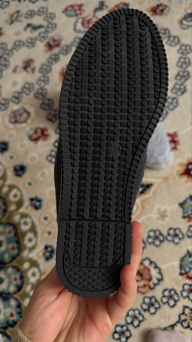 Десткая обувь 3000тг