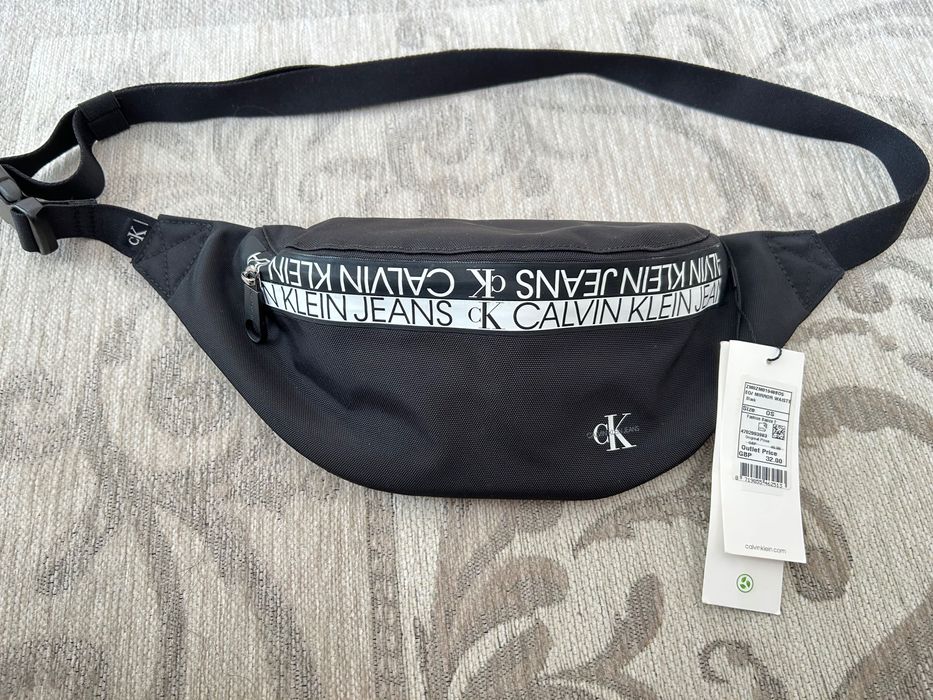 Унисекс чанта  за кръста, нова с етикет