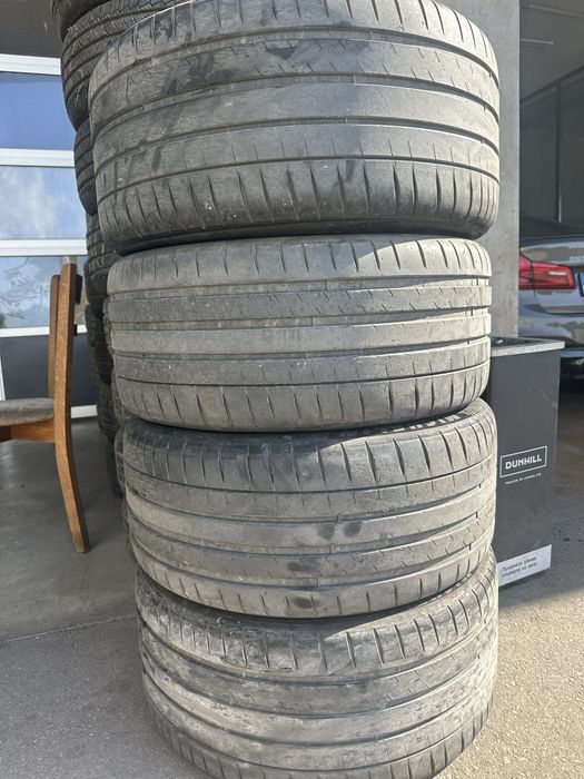 Гуми Michelin PS4S 275 35 20 2броя