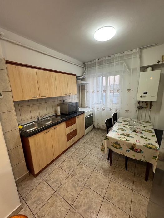 Apartament 3 camere ,renovat, zona Lidl Exercitiu