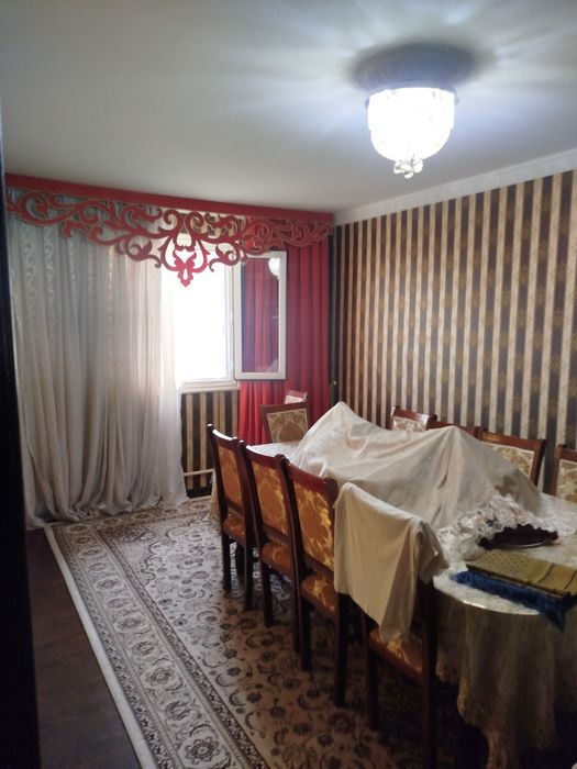 Квартира сотилади