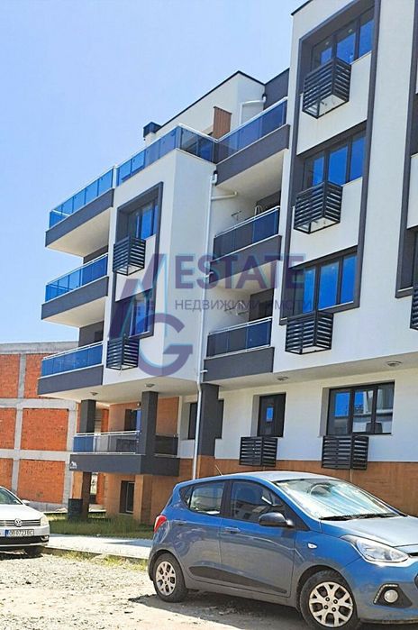 Продава се Тристаен апартамент в Созопол - 81 кв.м за 1201 €/кв.м - Снимка #2