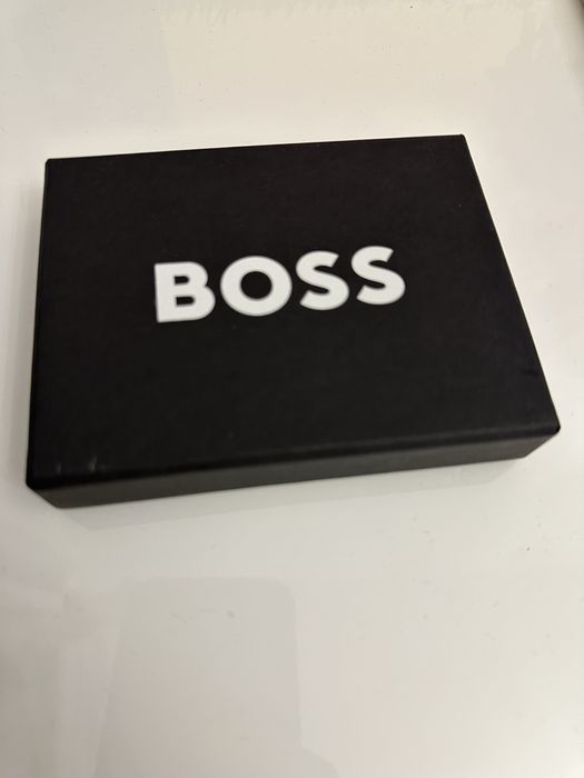 Кожаный картхолдер Boss оригинал