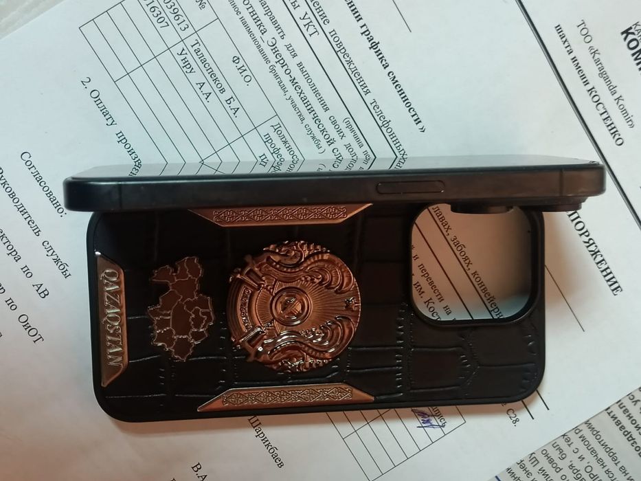 Iphone 15 PRO не вскрывался