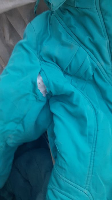 Продам куртки женские