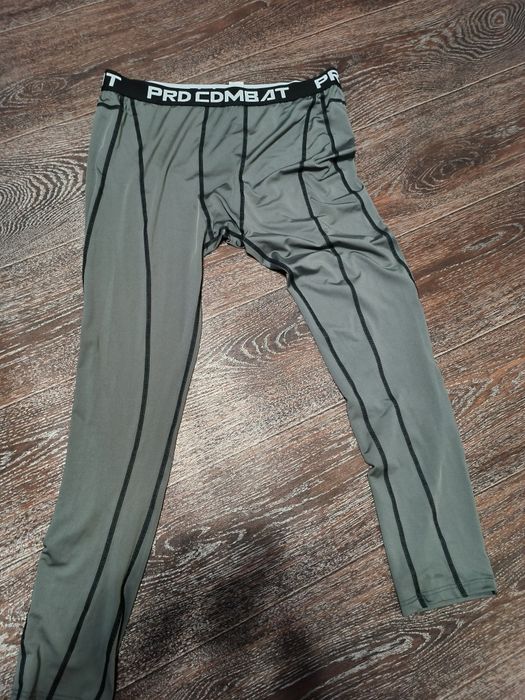 Спортивные легинсы