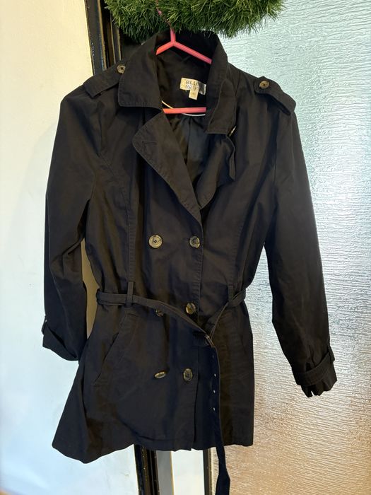 Пролетно яке тип тренчкоут