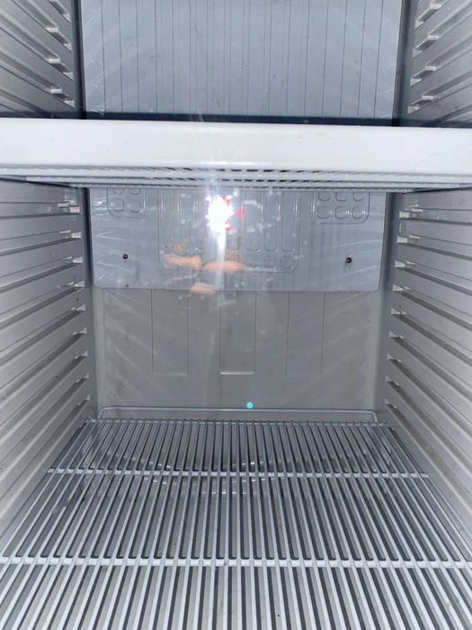 Холодильник витрина