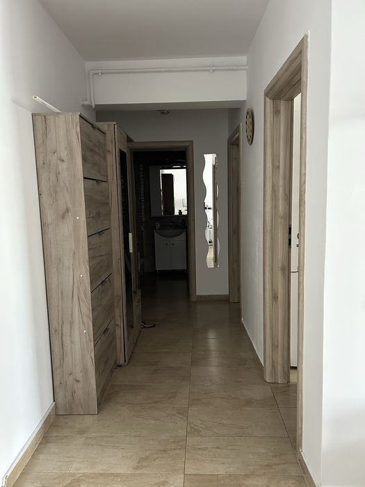 Inchiriez apartament Militari Residence