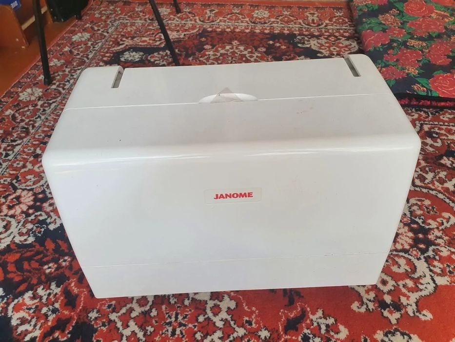 Вышивальная машина Janome 370 e sotiladi