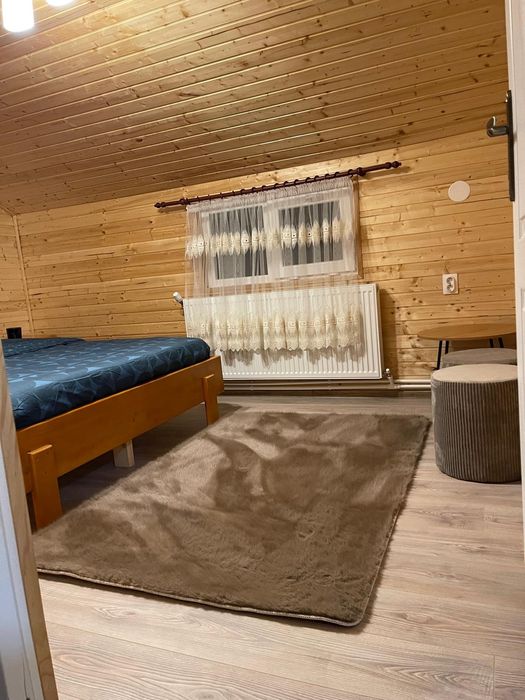 Cabana de închiriat  camere casa