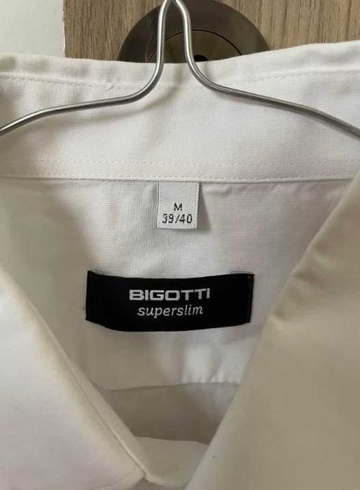 3 camasi ( 2 x Bigotti, 1 x Zara)