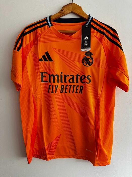 NEW! Реал Мадрид 24/25 Гостуващи Тениски
