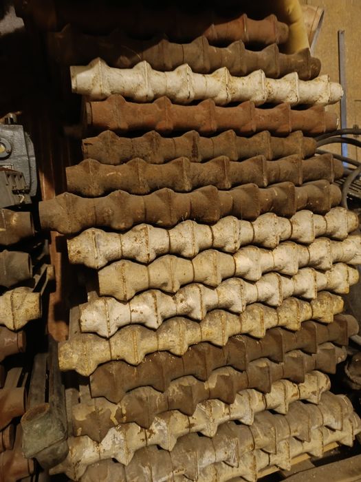 Продам задвижки новые