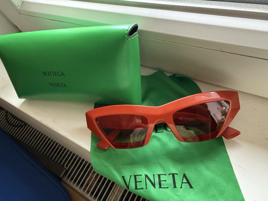 Bottega Veneta слънчеви червени очила