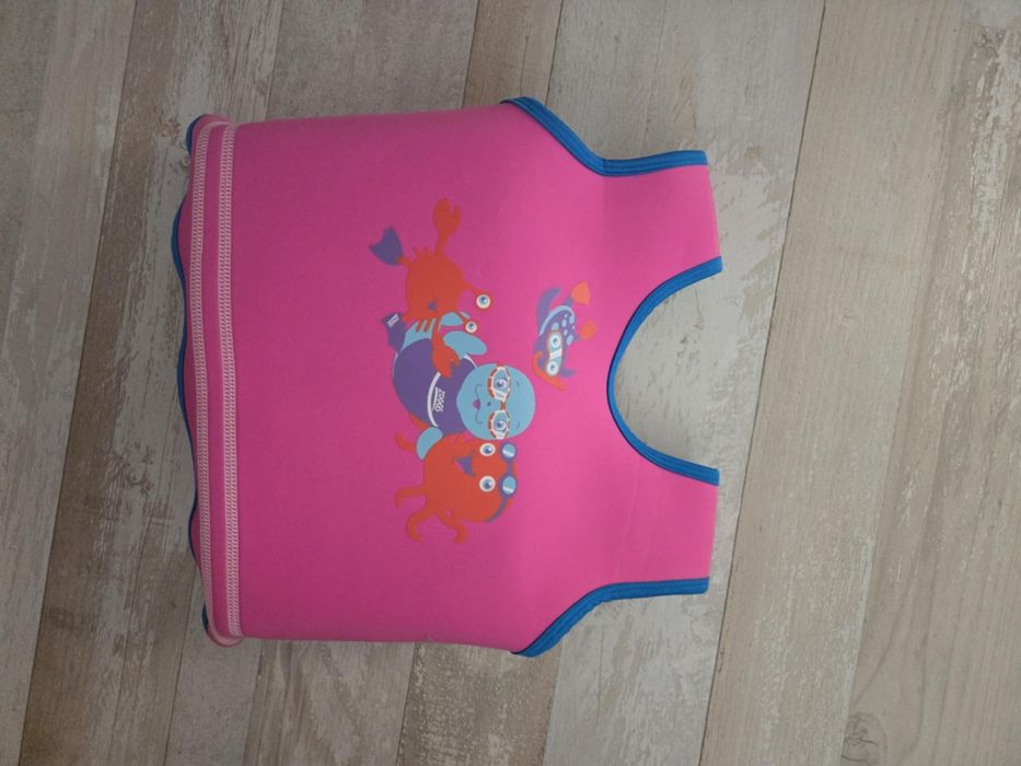 Детска жилетка за плуване