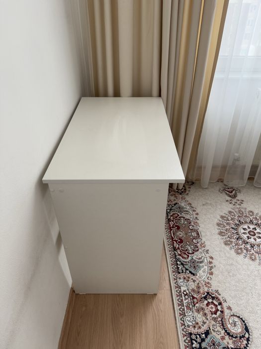 Продам стол письменный