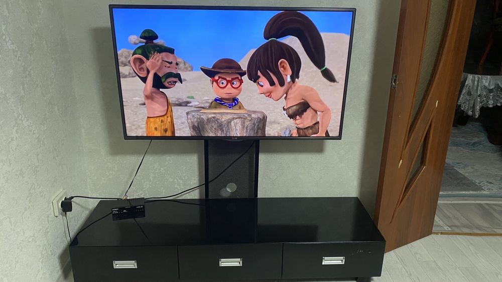 Подставка под телевизор