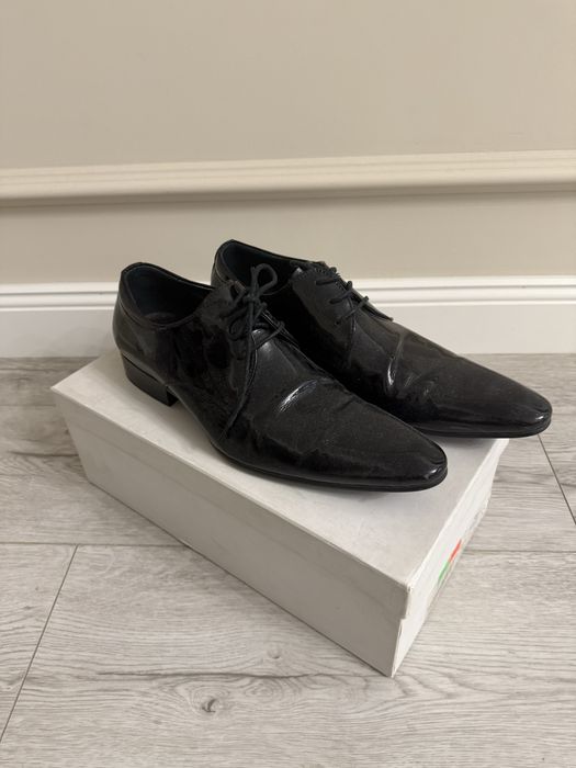 Туфли мужские, черные лакированые