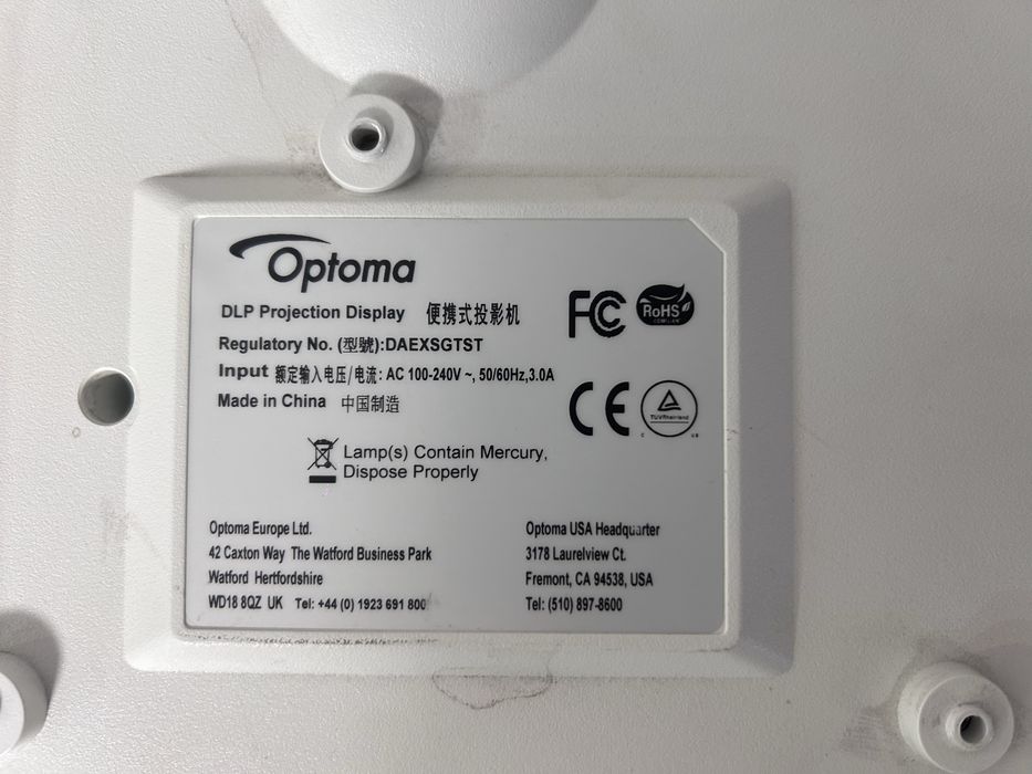 Проектор Optoma.