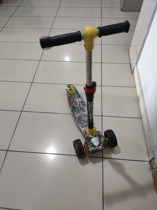 Продам детский самокат