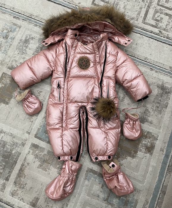 Продам детский зимний комбинезон