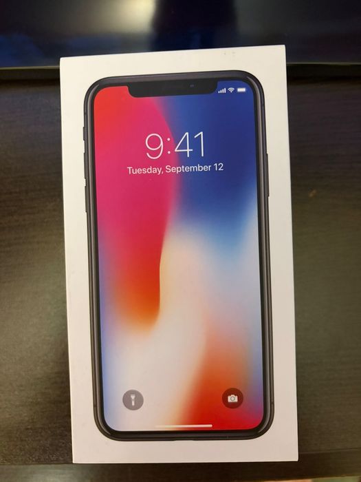 Продаю iPhone XS