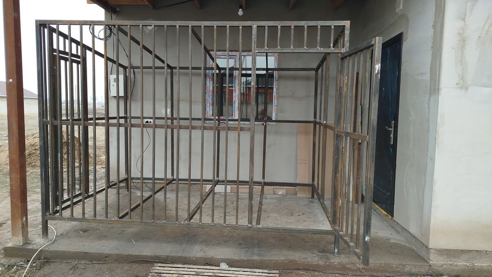 Продам каркас вальеры два штуки