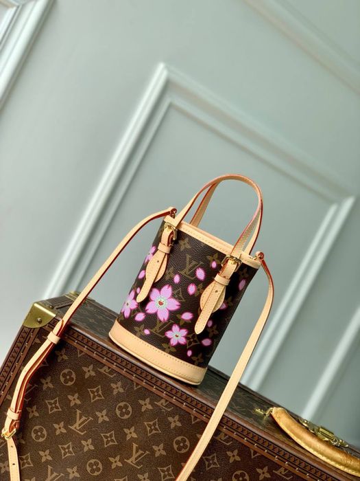 Colectia Louis Vuitton Blossom
