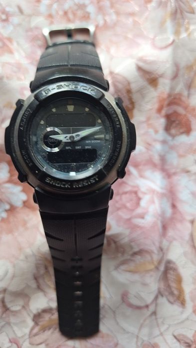 Vand diferite ceasuri de mana,Casio edifice,Suunto9 si Casio  G schock  in stare buna