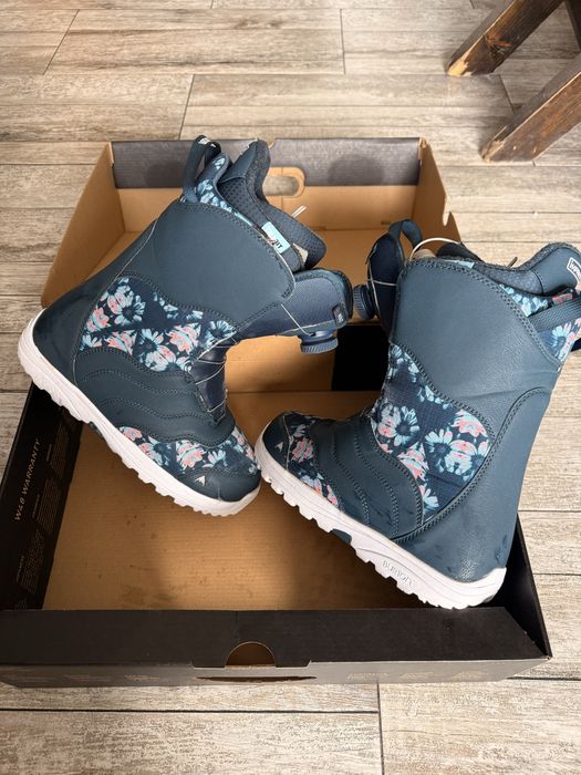 Boots Burton Mint Midnite Blue/Floral Woman