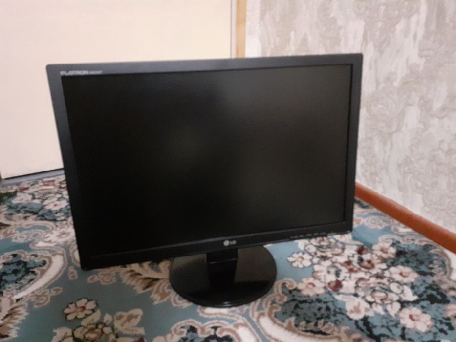 Monitor LG Flatron 22 dumm