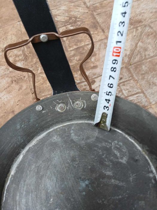 Стар меден тиган