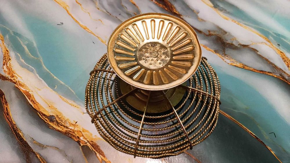 Продаётся хлебница СССР.